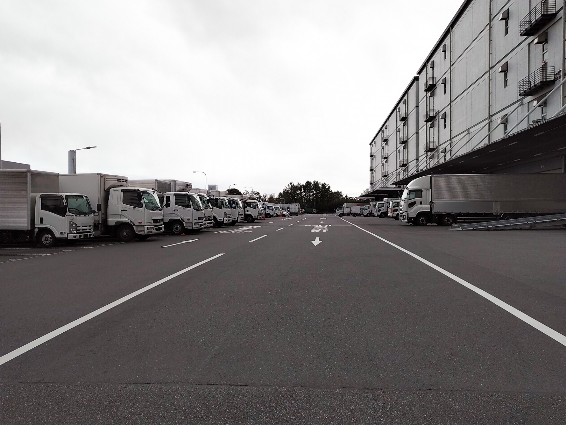 駐車場用防犯カメラのデモンストレーション実施